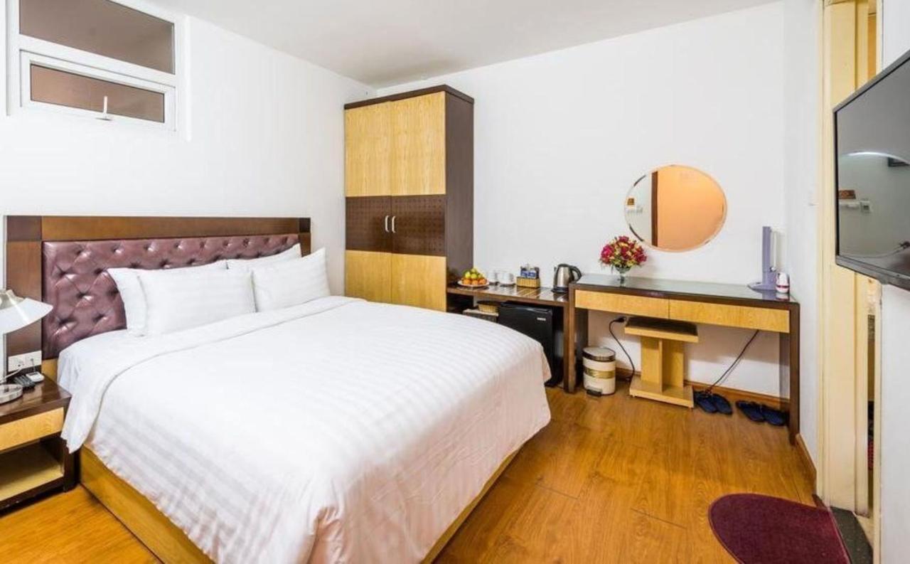 OYO 1162 Tu Sakura Hotel Hanoi Bagian luar foto