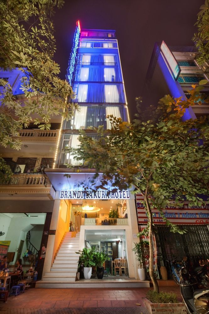 OYO 1162 Tu Sakura Hotel Hanoi Bagian luar foto