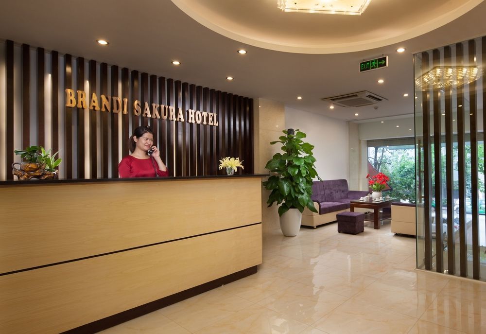 OYO 1162 Tu Sakura Hotel Hanoi Bagian luar foto