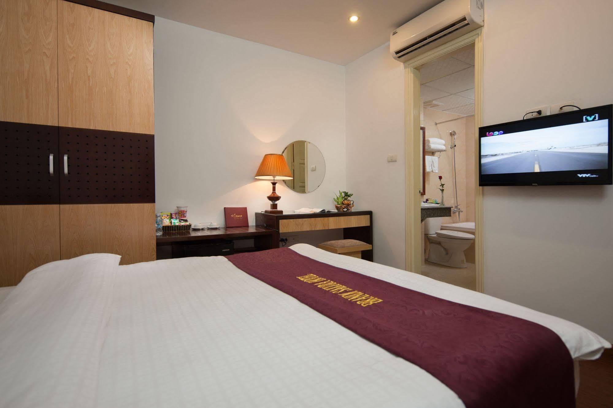 OYO 1162 Tu Sakura Hotel Hanoi Bagian luar foto