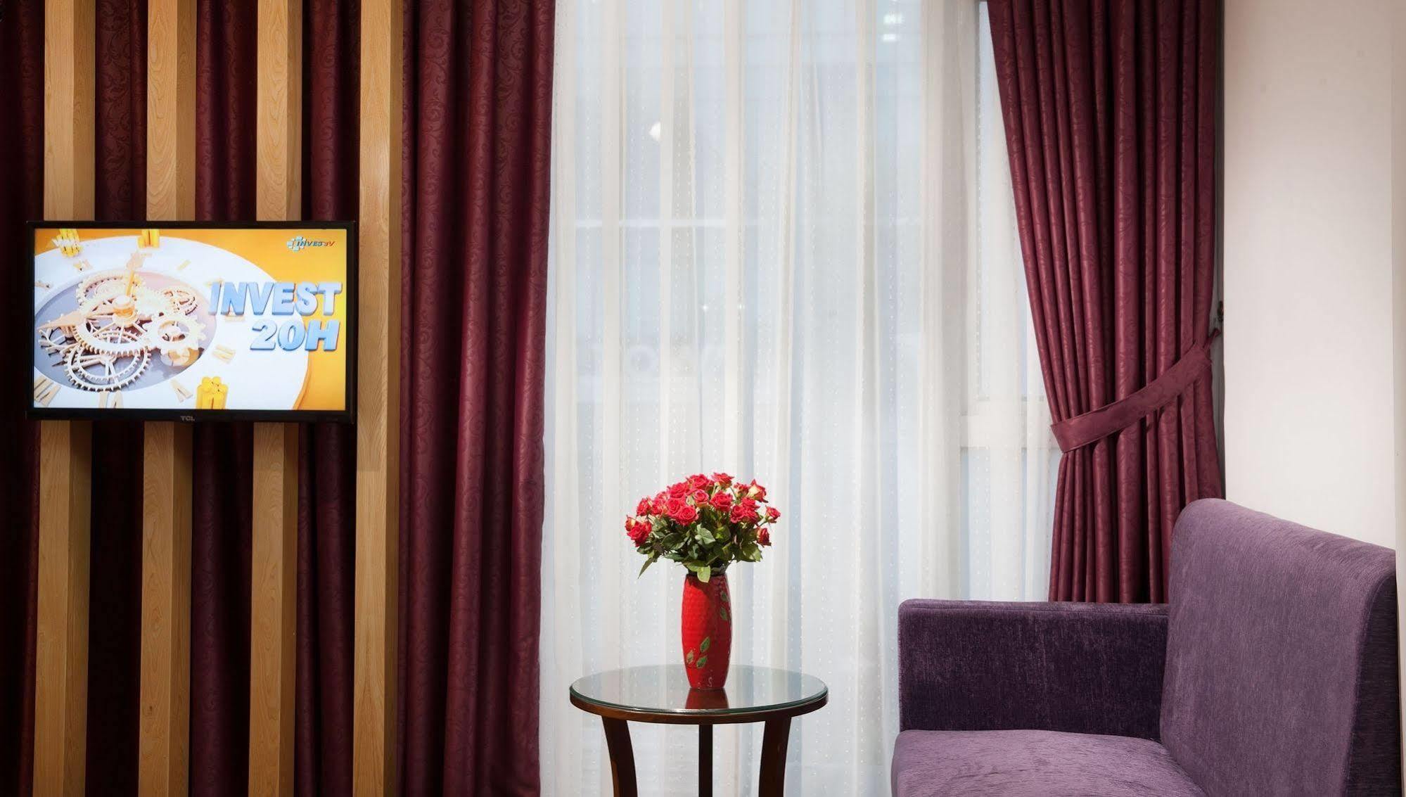 OYO 1162 Tu Sakura Hotel Hanoi Bagian luar foto